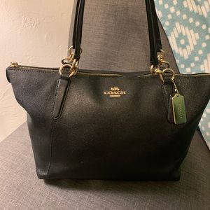 Black Coach Leather Handbag (Ava Chain Tote)